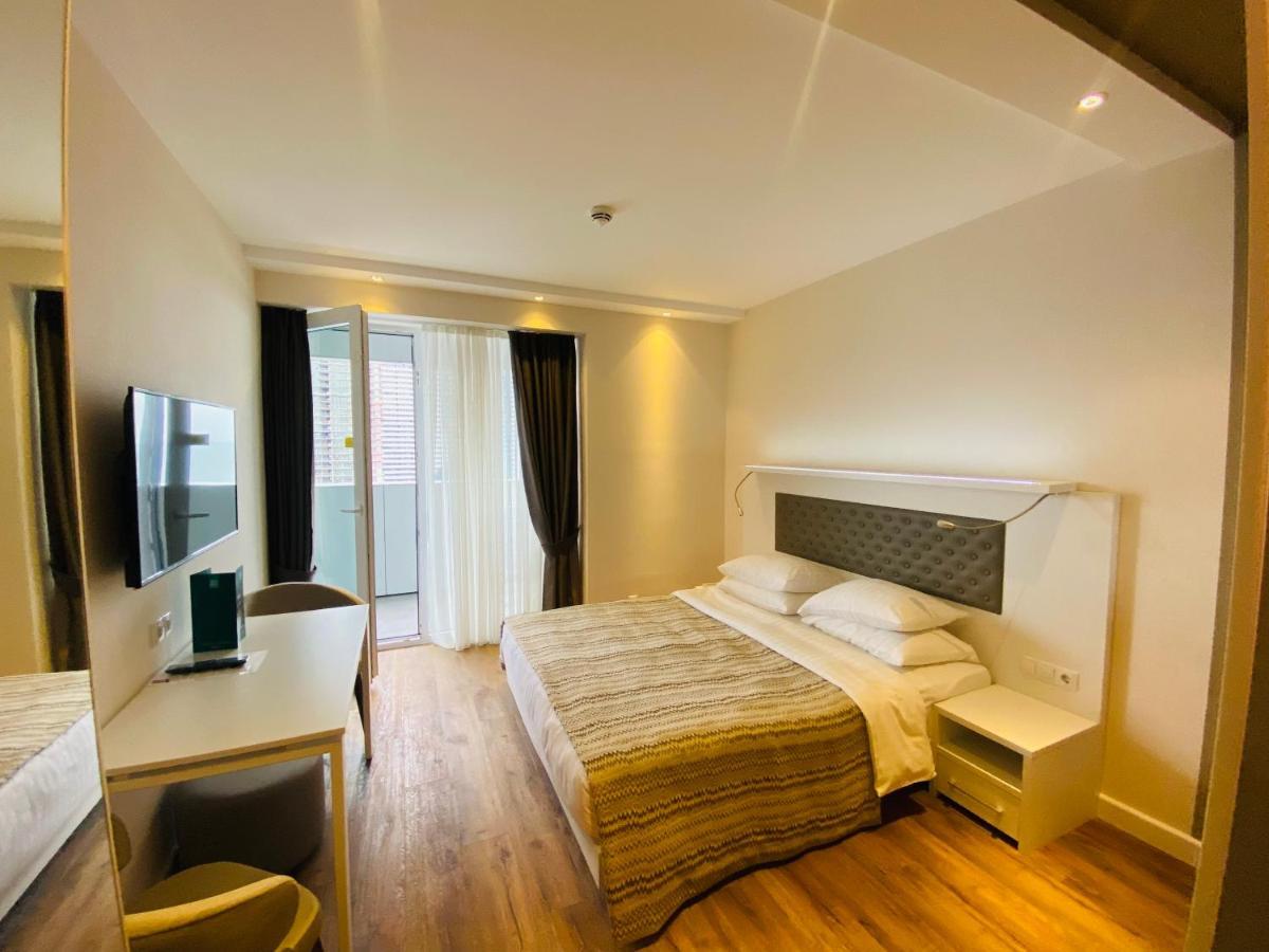 Alliance Home Batumi Esterno foto